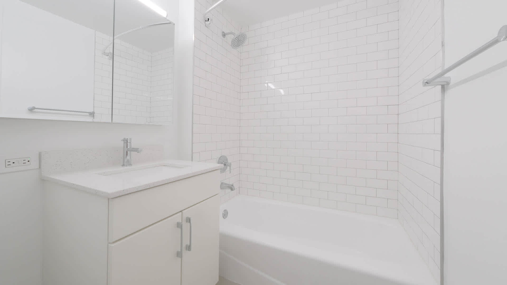 400 West 37th St - Photo 61