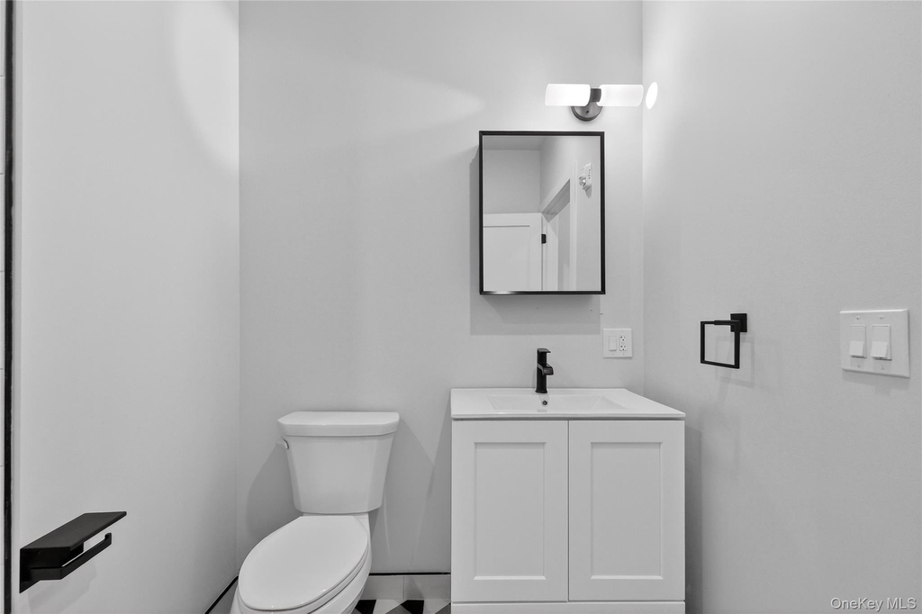 10 Market Street - Photo 9