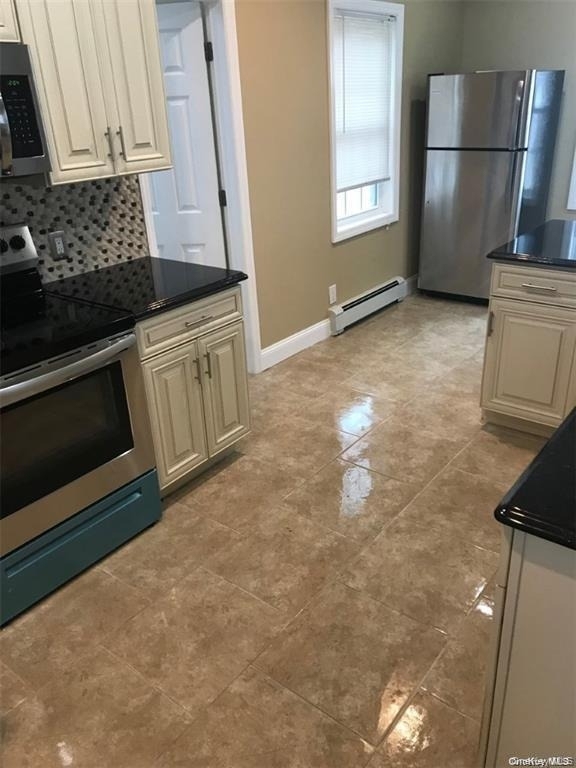 175 Richmond Boulevard - Photo 4