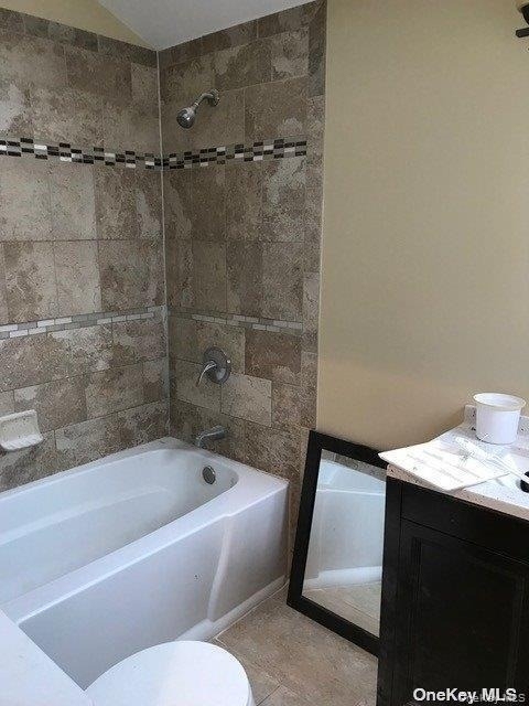 175 Richmond Boulevard - Photo 8