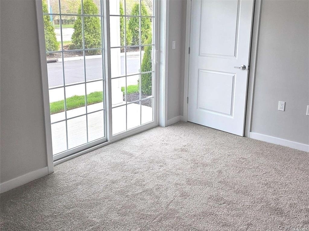 221 Eastview Drive - Photo 6