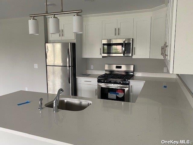 221 Eastview Drive - Photo 4
