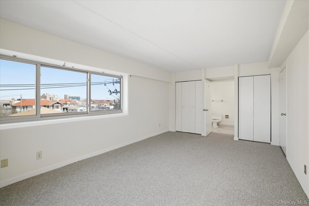 170 W Broadway - Photo 14