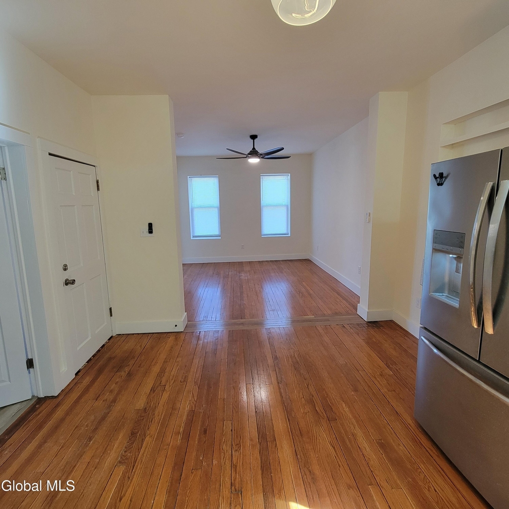 762 Eastern Avenue - Photo 7