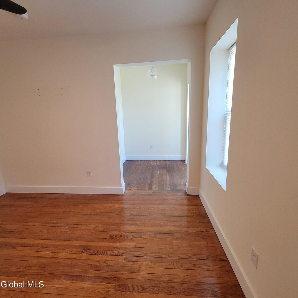 762 Eastern Avenue - Photo 3