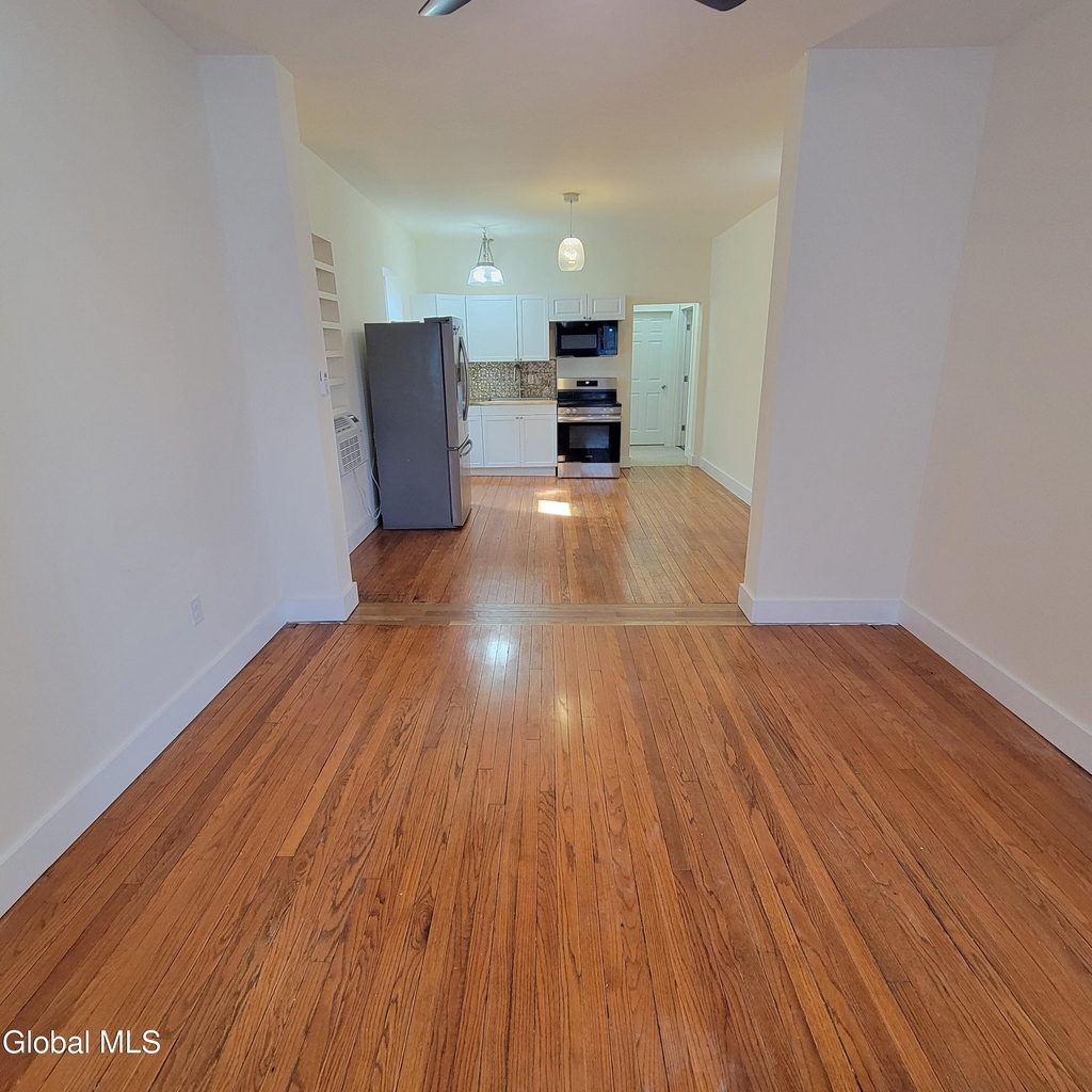 762 Eastern Avenue - Photo 11
