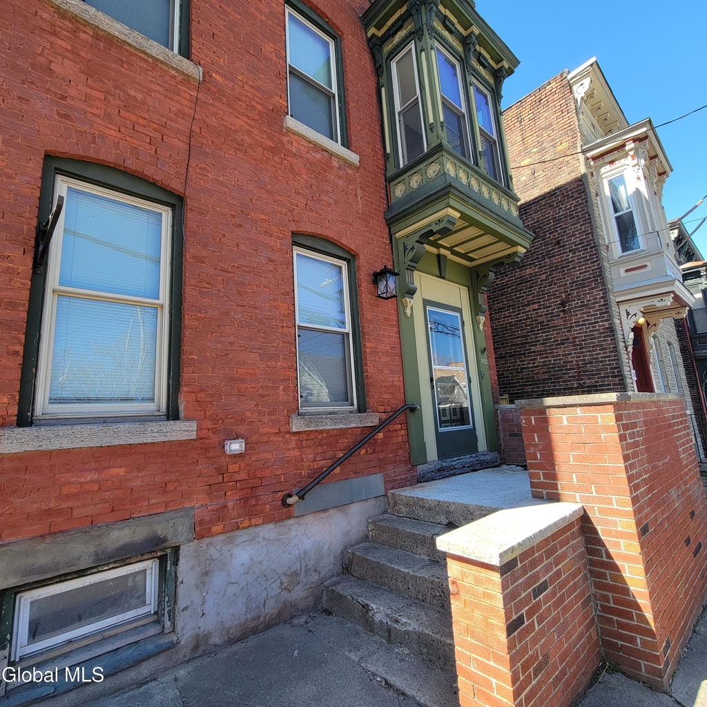 762 Eastern Avenue - Photo 0