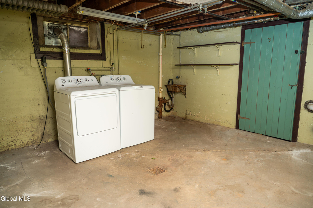 1347 Union Street - Photo 16