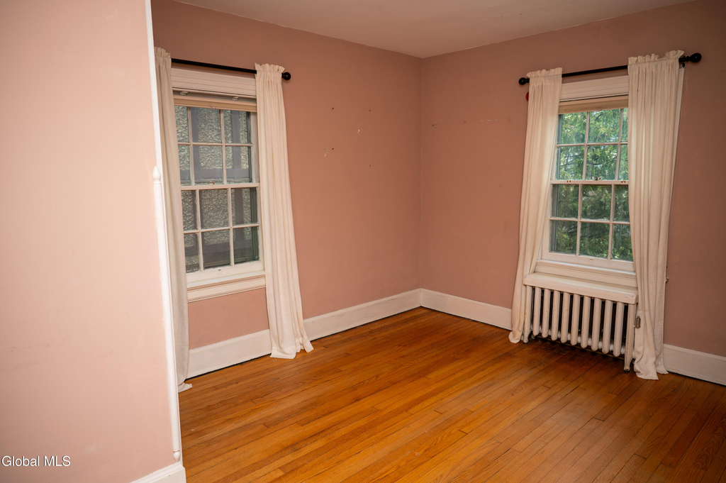 1347 Union Street - Photo 9
