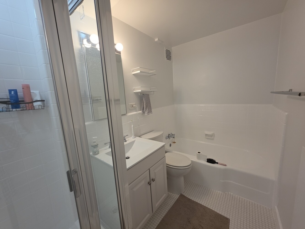 40 Central Park S - Photo 11
