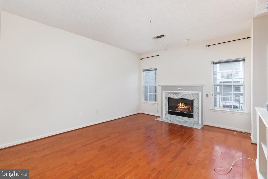 1705 Lake Shore Crest Drive - Photo 4