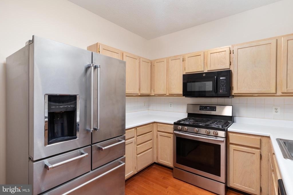 1705 Lake Shore Crest Drive - Photo 8