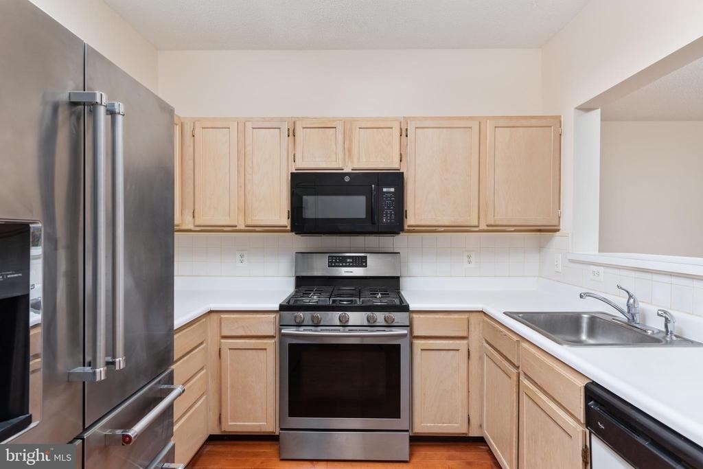 1705 Lake Shore Crest Drive - Photo 6