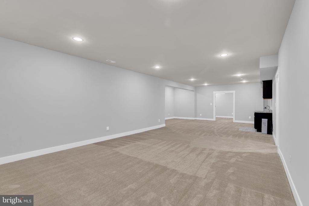 2233 N Underwood Street - Photo 44