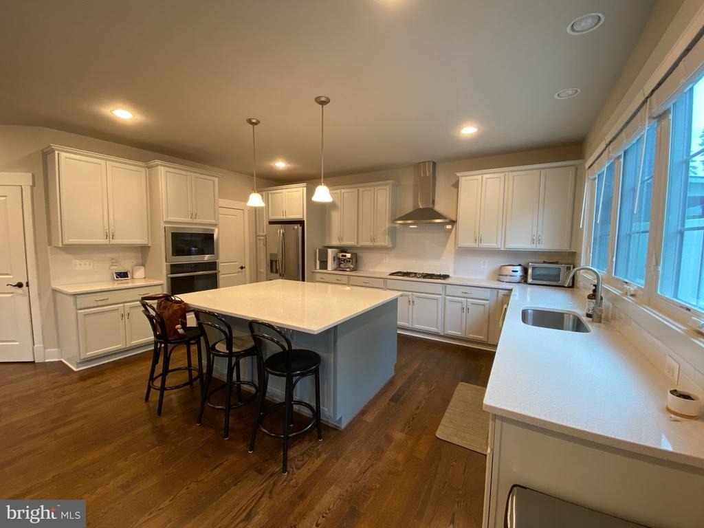 2233 N Underwood Street - Photo 7
