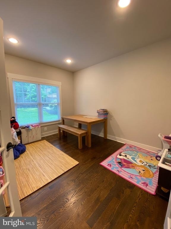 2233 N Underwood Street - Photo 48