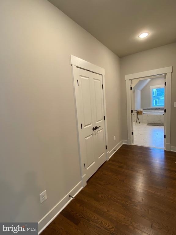 2233 N Underwood Street - Photo 28