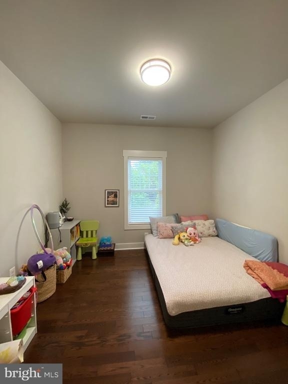 2233 N Underwood Street - Photo 40