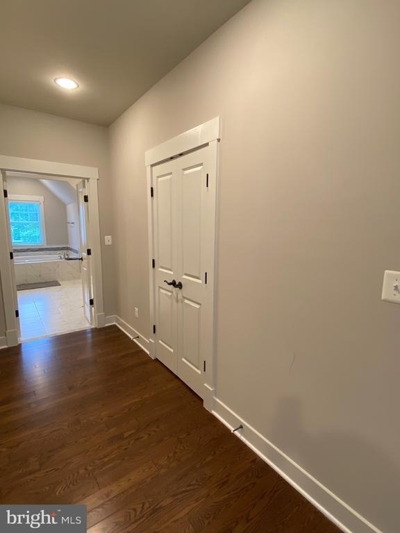 2233 N Underwood Street - Photo 29