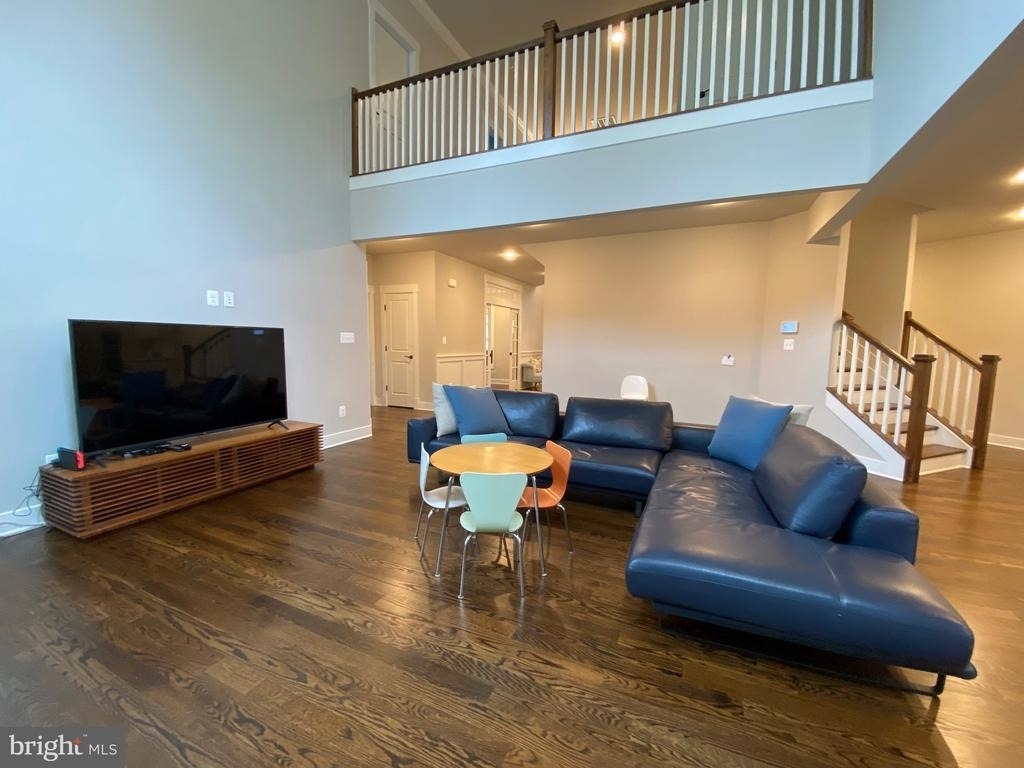 2233 N Underwood Street - Photo 9