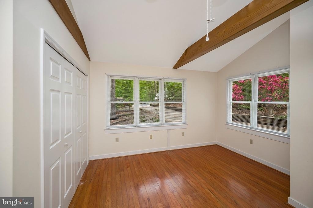 130 Springwood Drive - Photo 5