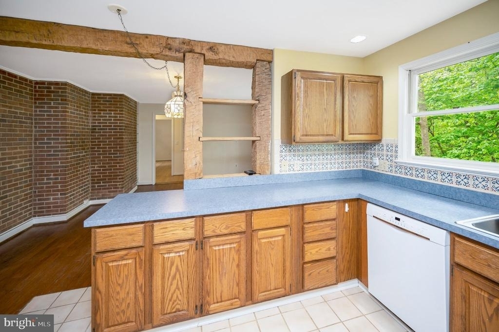 130 Springwood Drive - Photo 18