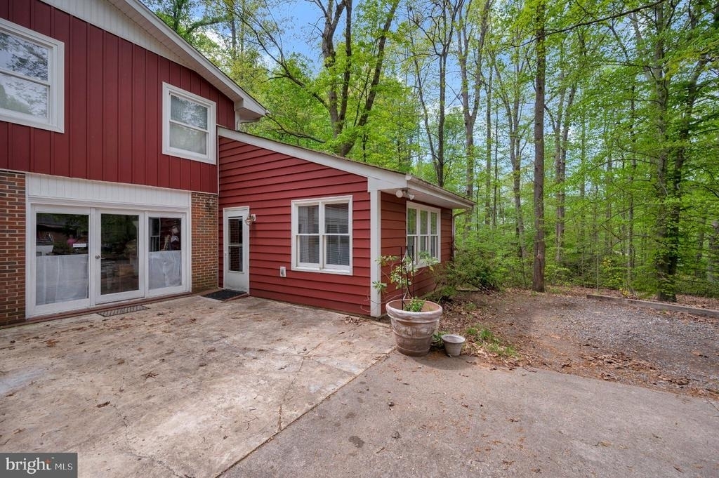 130 Springwood Drive - Photo 0