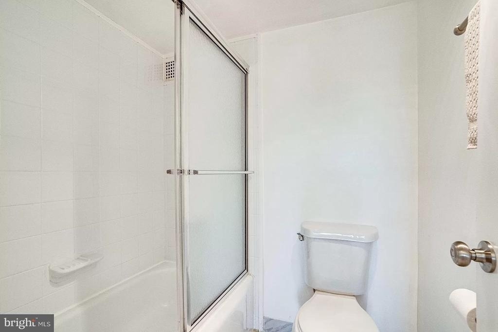 1225 Martha Custis Drive - Photo 4