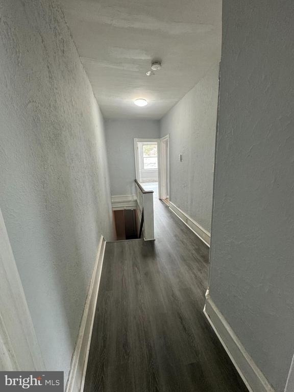4660 Castor Avenue - Photo 10