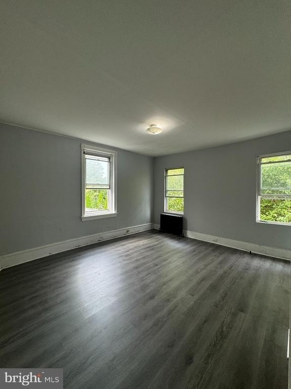 4660 Castor Avenue - Photo 5
