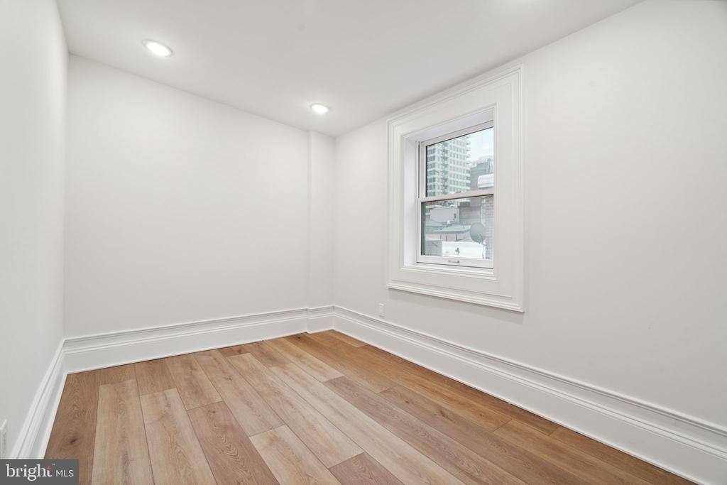 1822 Chestnut Street - Photo 15