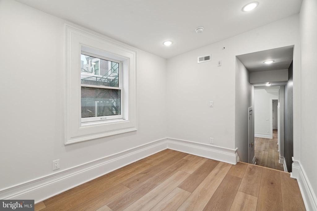 1822 Chestnut Street - Photo 16