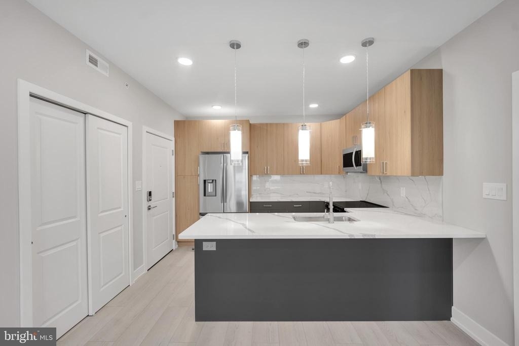 1111 S 24th Street - Photo 6