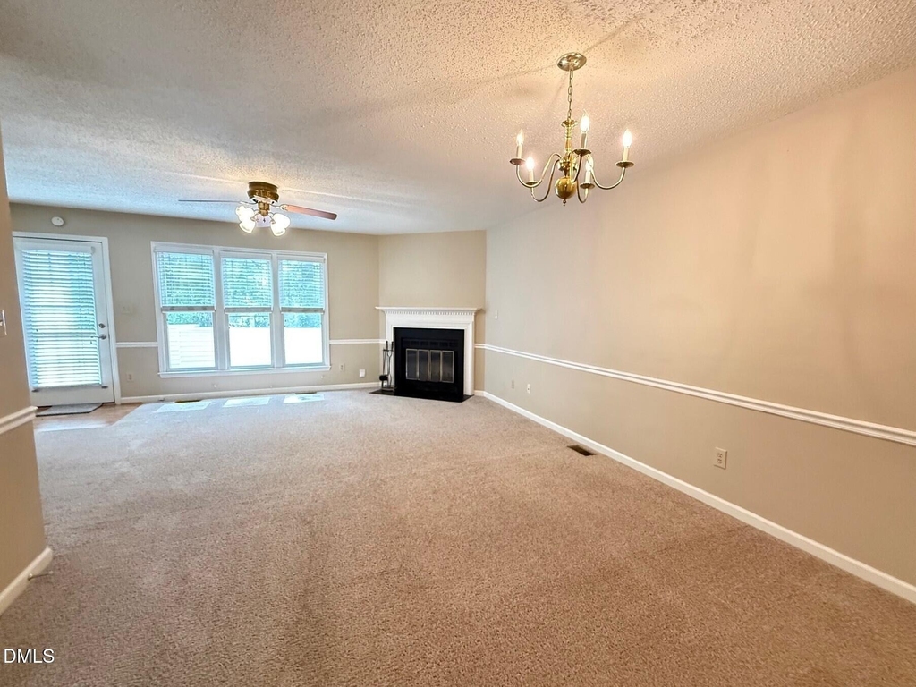 120 Greenmont Lane - Photo 6