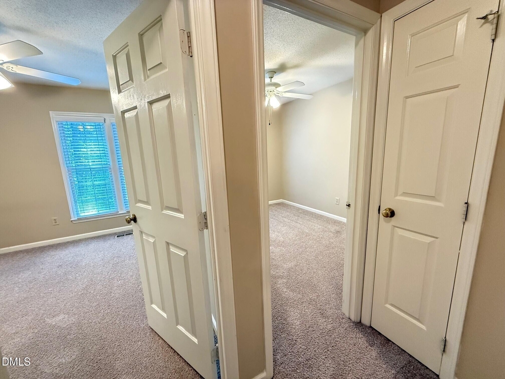 120 Greenmont Lane - Photo 15