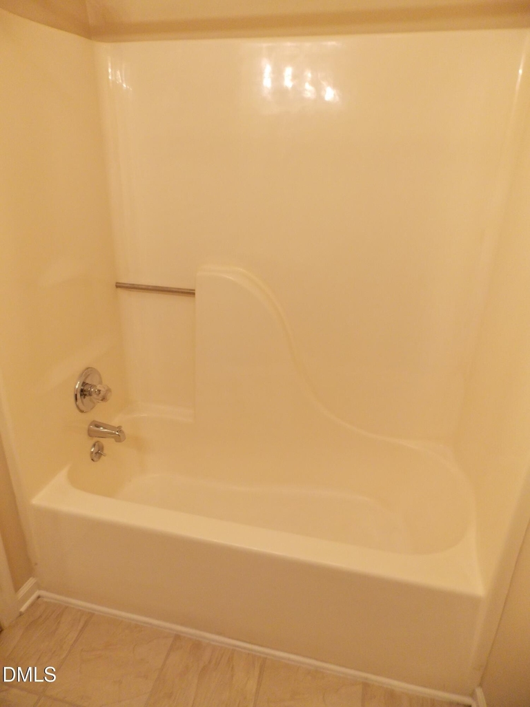120 Greenmont Lane - Photo 18