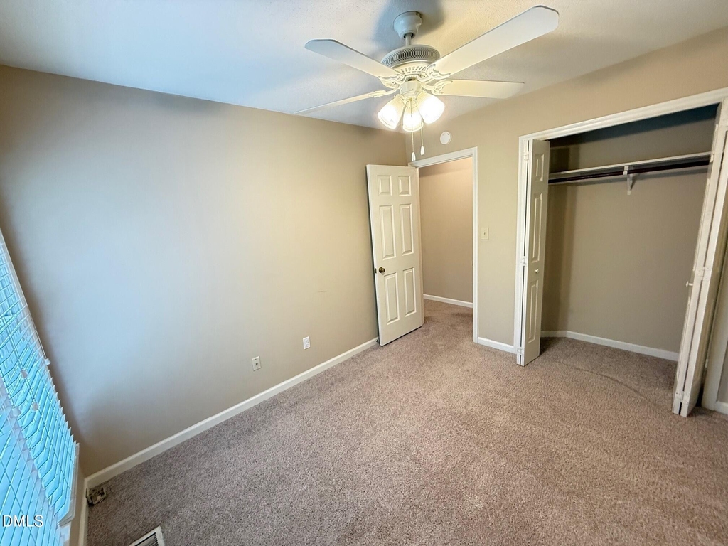 120 Greenmont Lane - Photo 17
