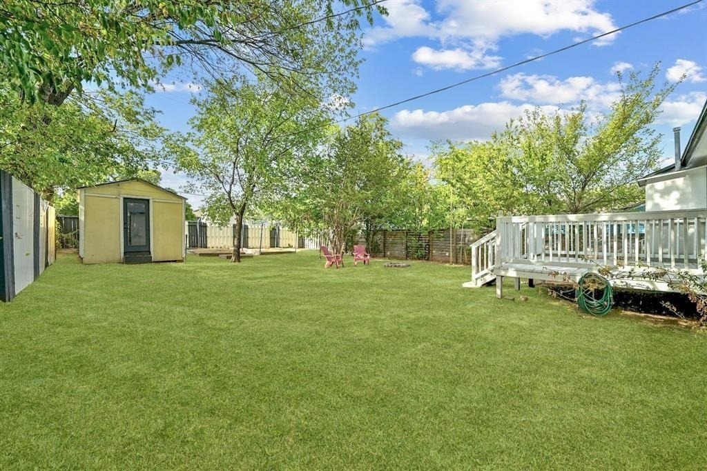 2943 Higgins St - Photo 18