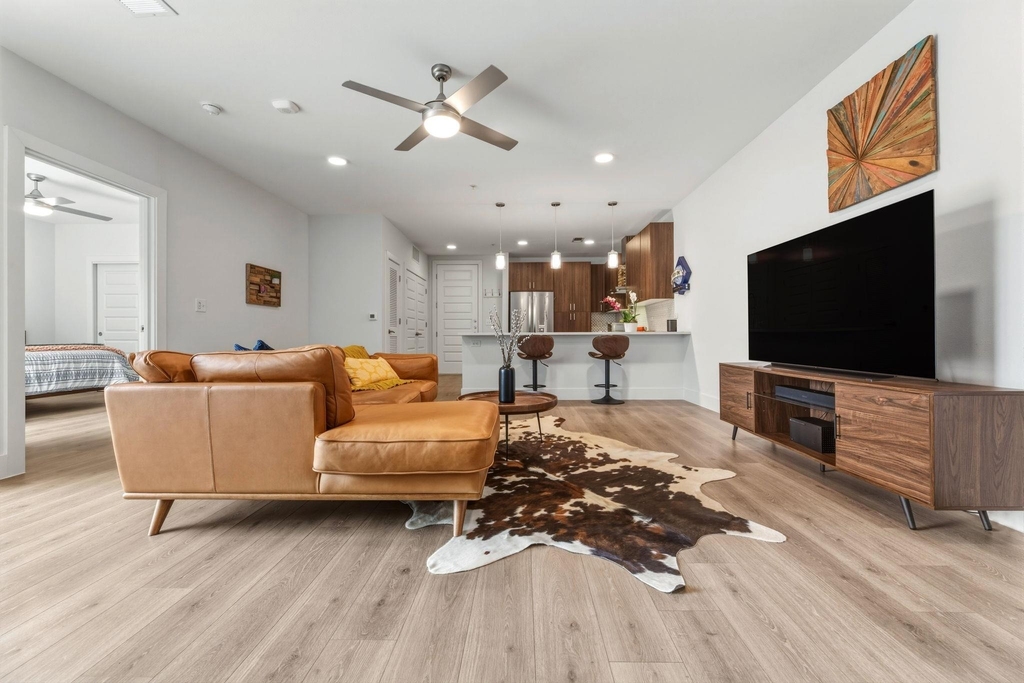 2213 Poquito St - Photo 0
