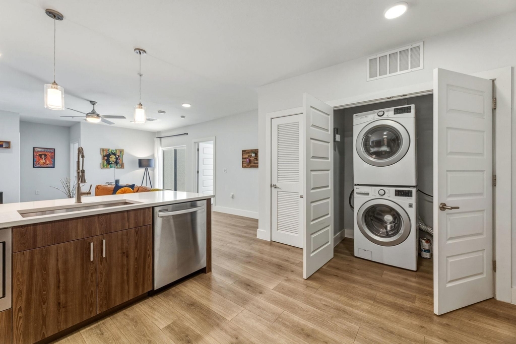 2213 Poquito St - Photo 15