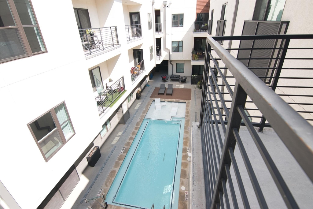 2213 Poquito St - Photo 2