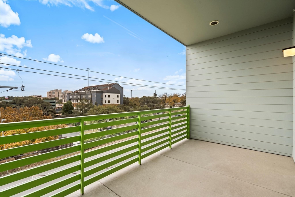 4004 Banister Ln - Photo 8