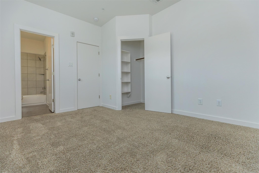 428 Ozark Trail Trl - Photo 10