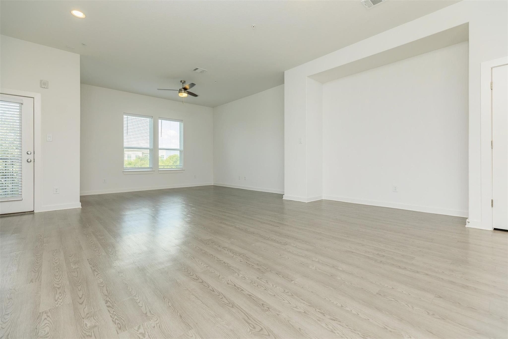 428 Ozark Trail Trl - Photo 3