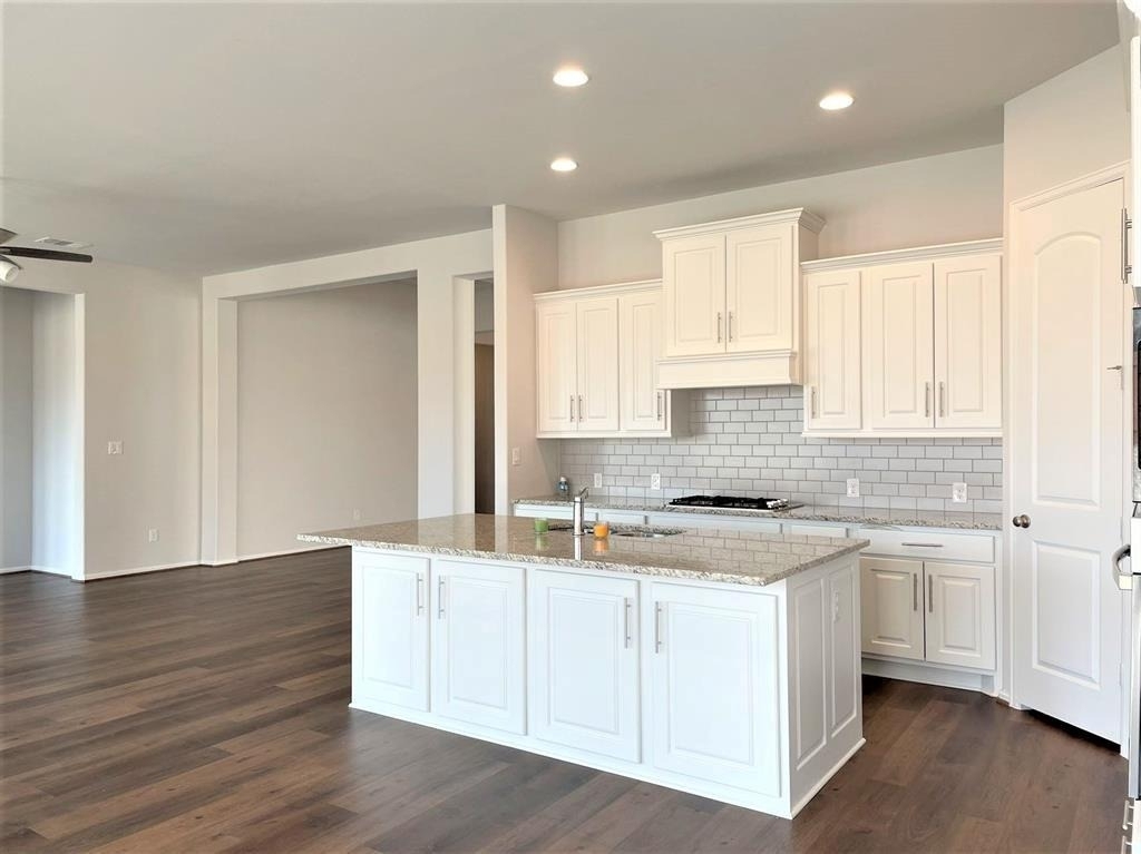 156 Santa Maria St - Photo 6