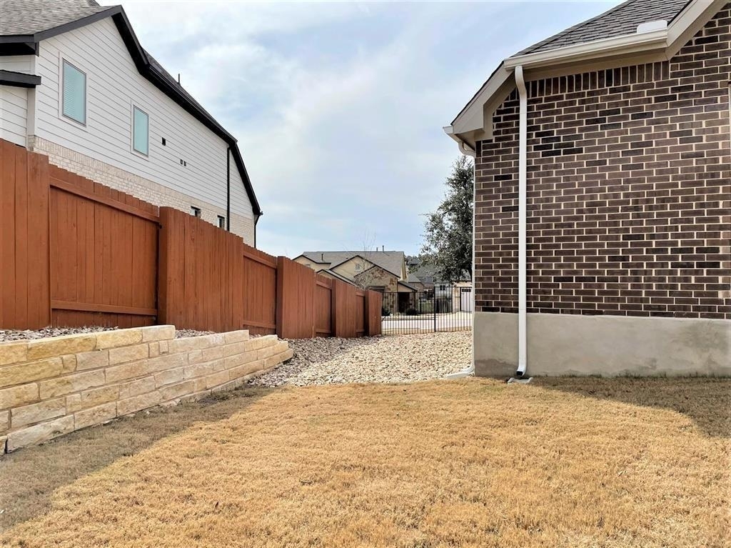 156 Santa Maria St - Photo 30