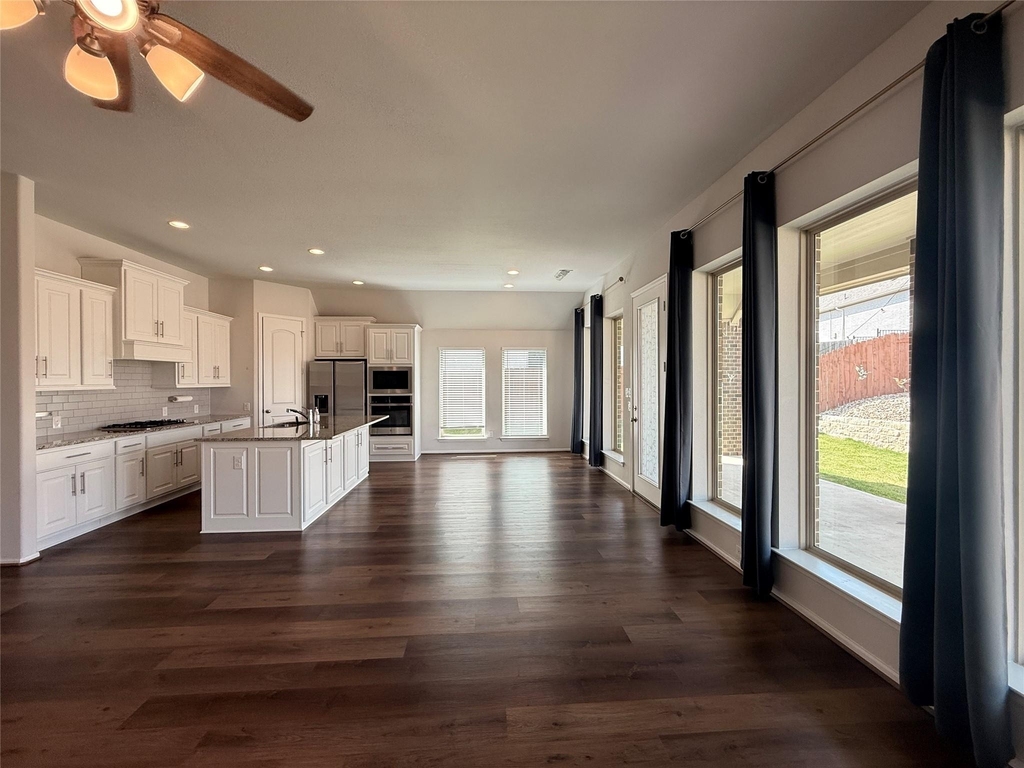 156 Santa Maria St - Photo 36