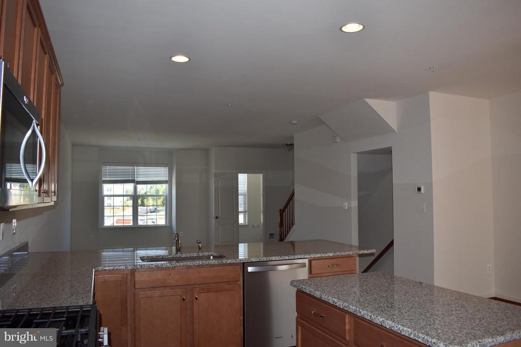 9421 Adelaide Lane - Photo 10