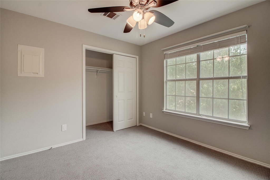 202 S College St - Photo 7
