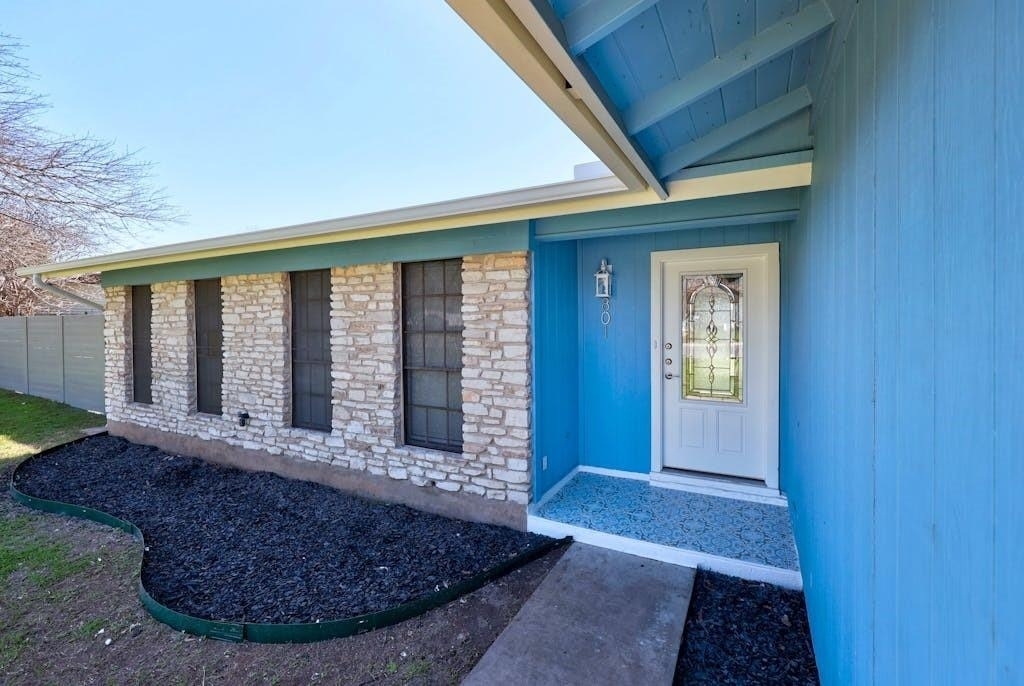 801 Salem Ln - Photo 3